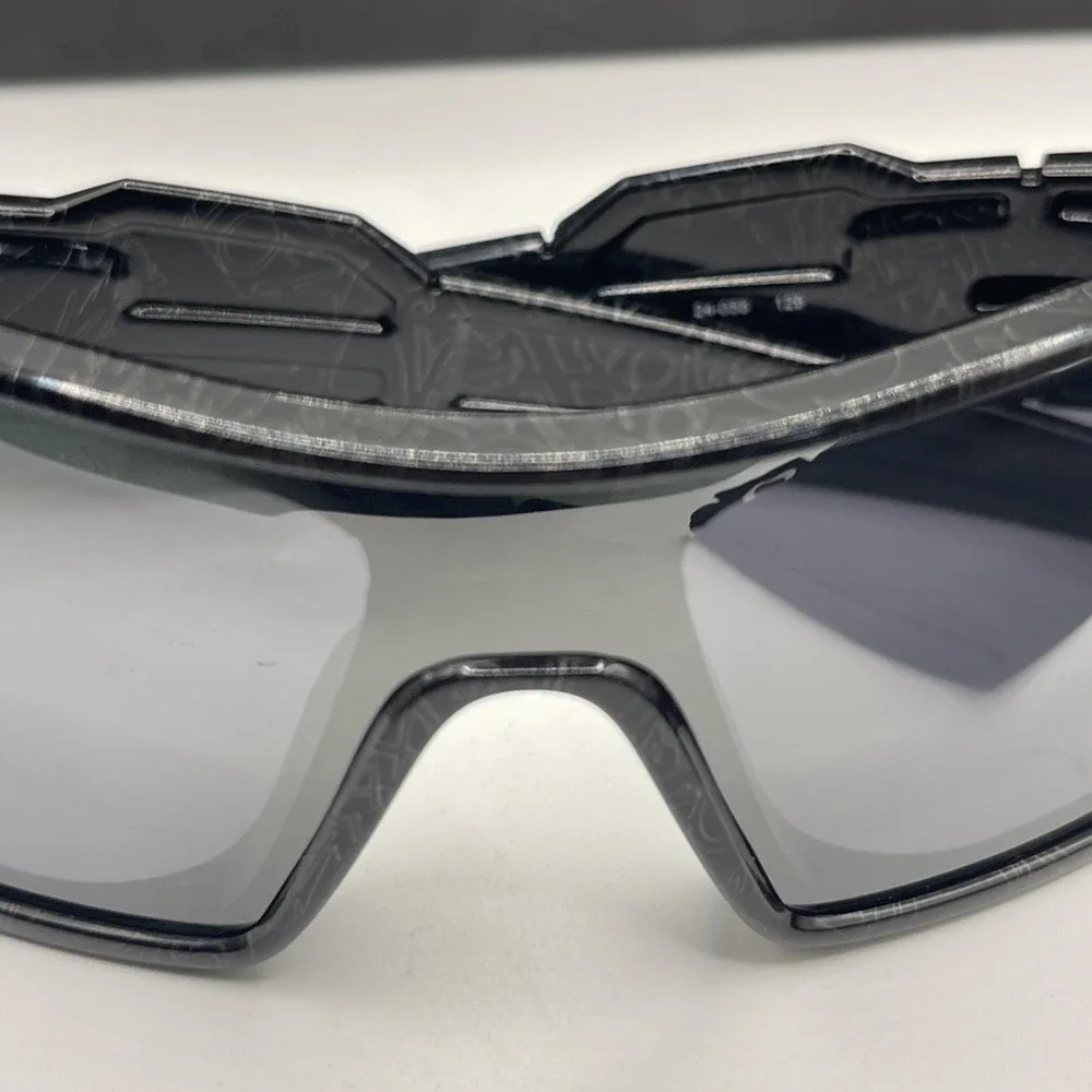 OAKLEY Oil Rig Sunglasses Black Silver Ghost Black Iridium RARE 24-058